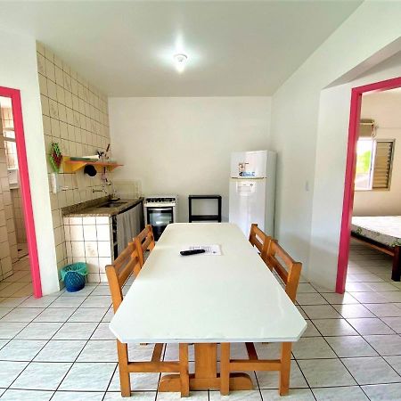 Chales Sununga Flats A 1 Minuto Da Praia ウバトゥバ エクステリア 写真