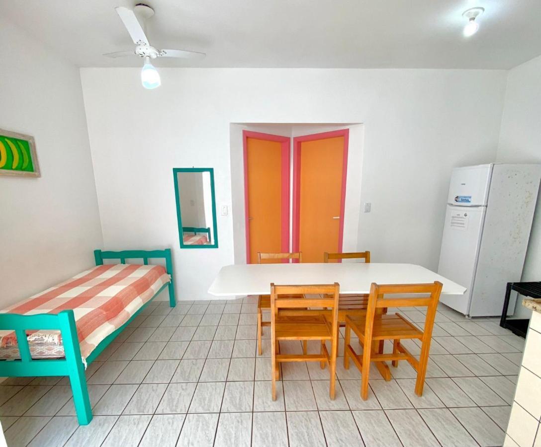 Chales Sununga Flats A 1 Minuto Da Praia ウバトゥバ エクステリア 写真