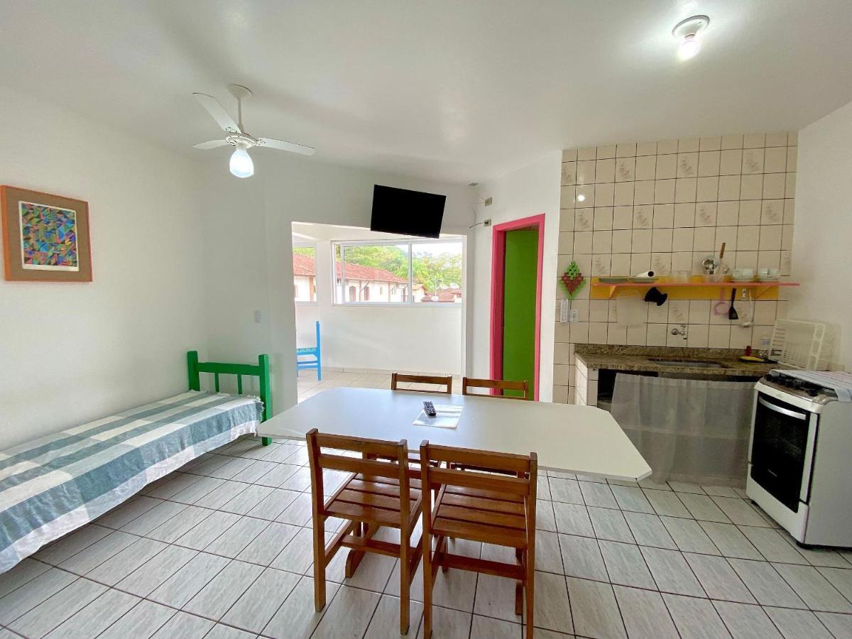 Chales Sununga Flats A 1 Minuto Da Praia ウバトゥバ エクステリア 写真